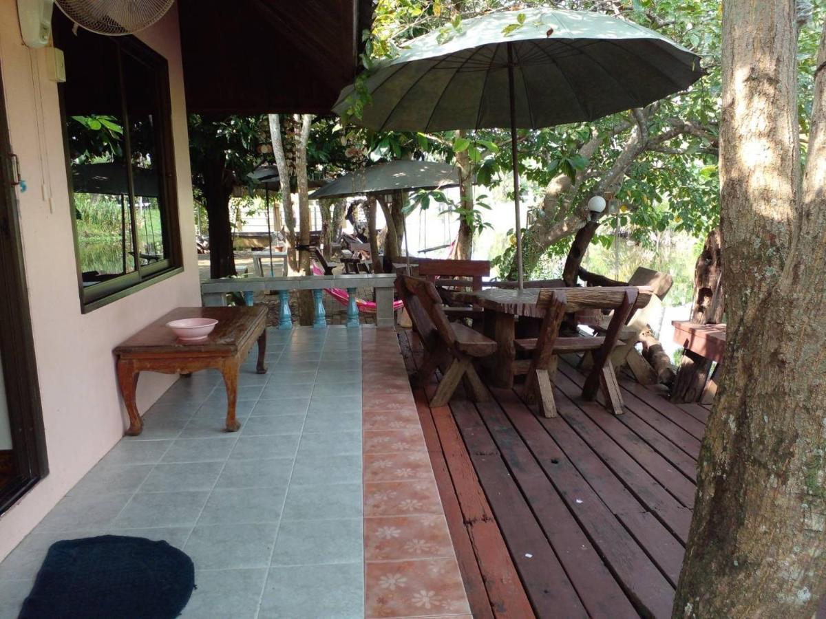 Baansuanleelawadee Resort Amphawa Eksteriør billede