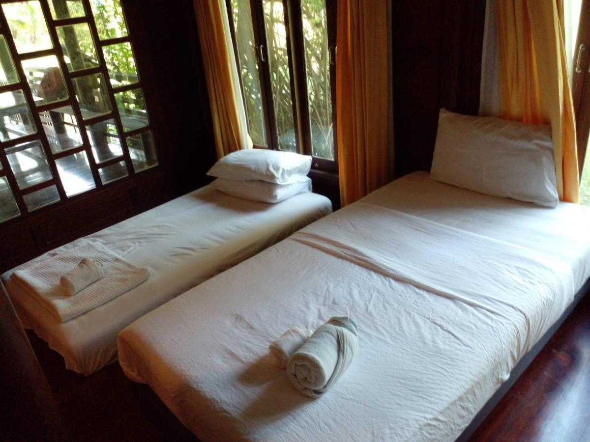 Baansuanleelawadee Resort Amphawa Eksteriør billede