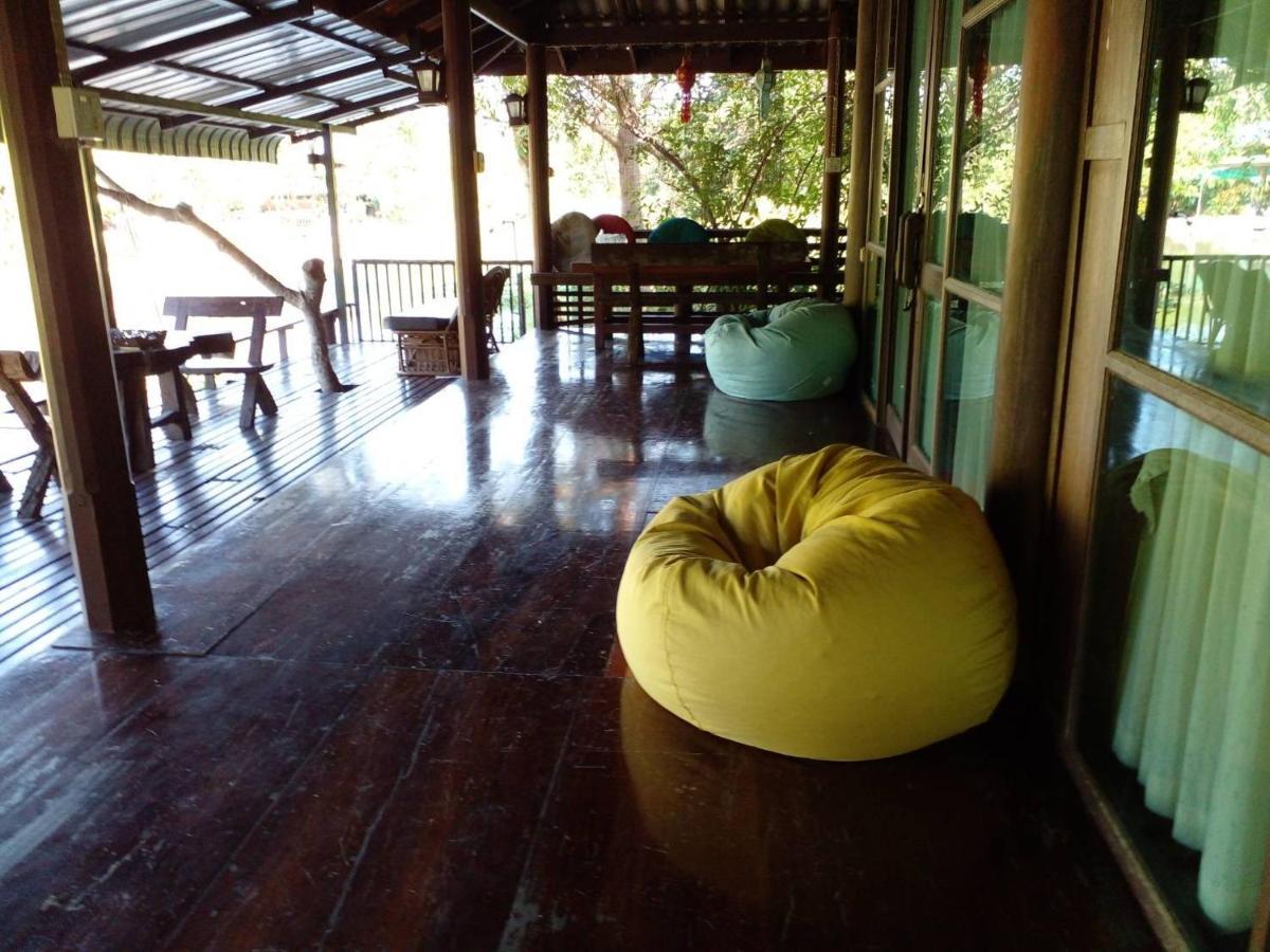 Baansuanleelawadee Resort Amphawa Eksteriør billede