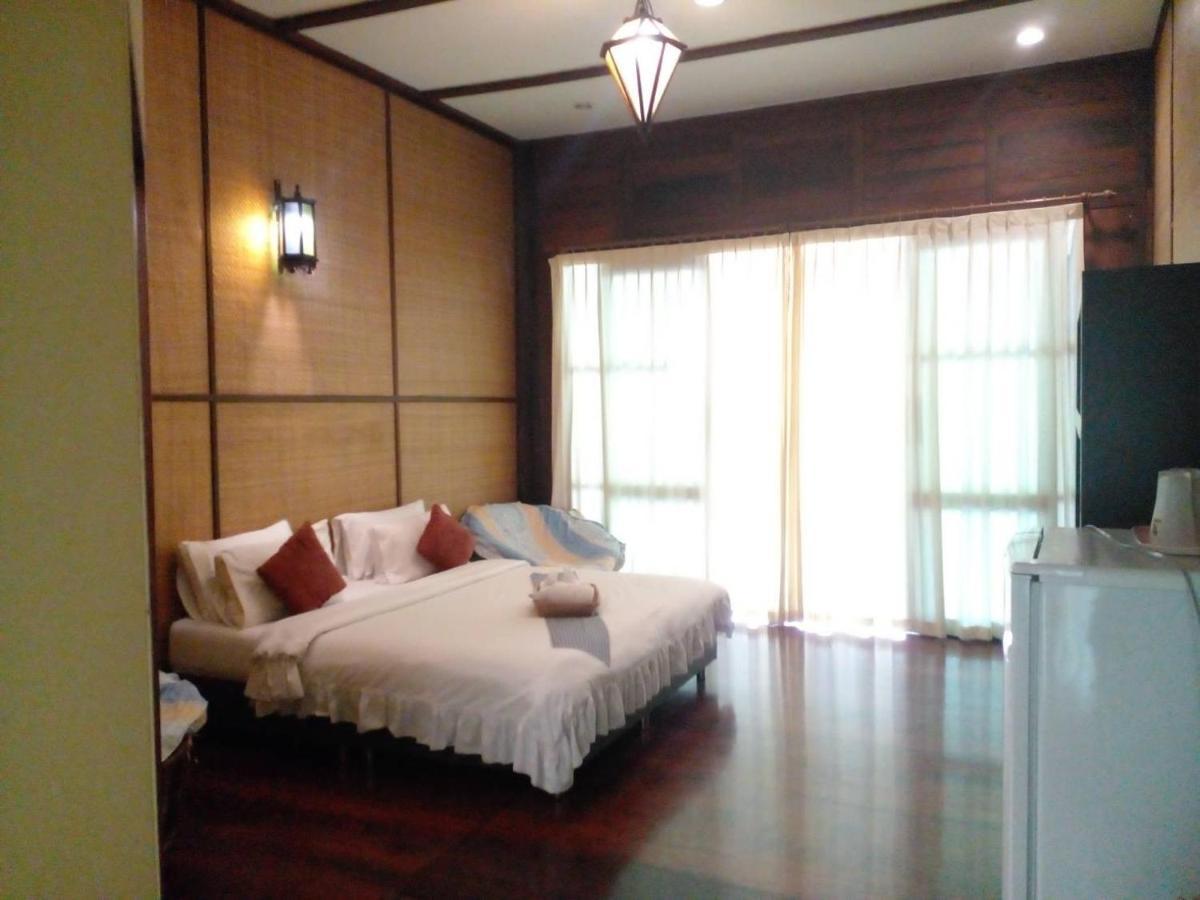 Baansuanleelawadee Resort Amphawa Eksteriør billede
