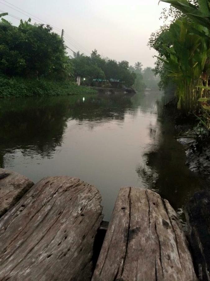 Baansuanleelawadee Resort Amphawa Eksteriør billede